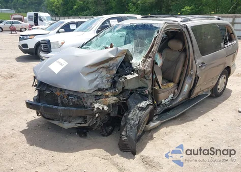 1998 Toyota Sienna Xle from USA, damaged, VIN 4T3ZF13C1WU025575